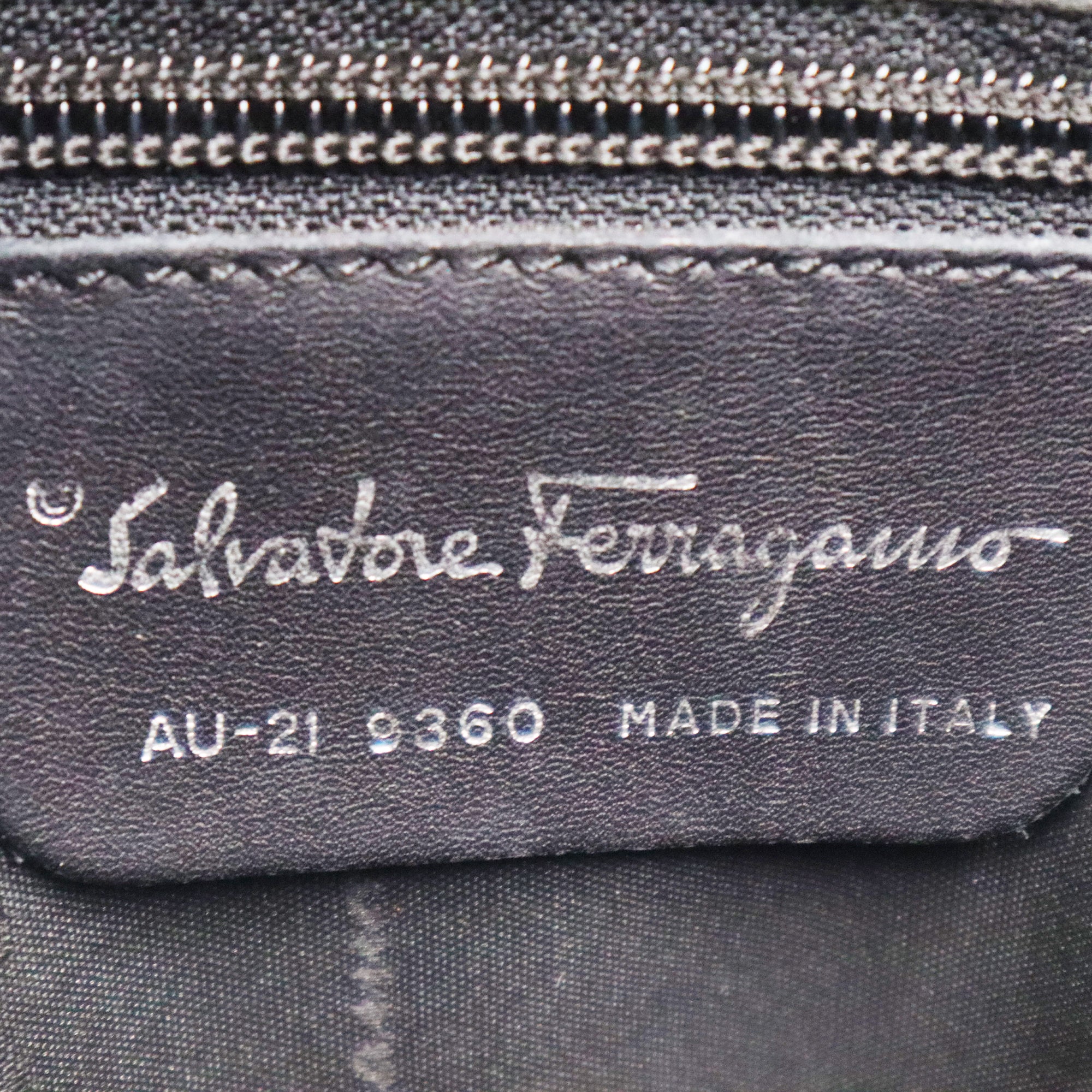Pre-Owned Salvatore Ferragamo Nylon Shoulder Bag